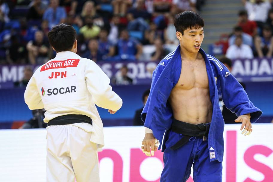 18- La semifinale pi attesa del Mondiale con due degli atleti pi forti del mondo: il coreano An Baul e il giapponese Abe 